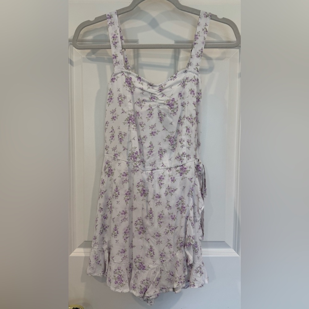 Hollister Purple and White Floral Romper